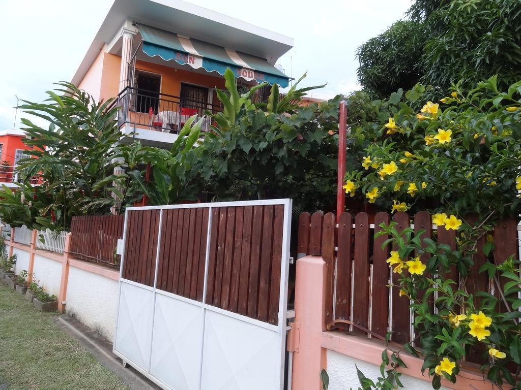Son House Studio Flic en Flac Екстер'єр фото